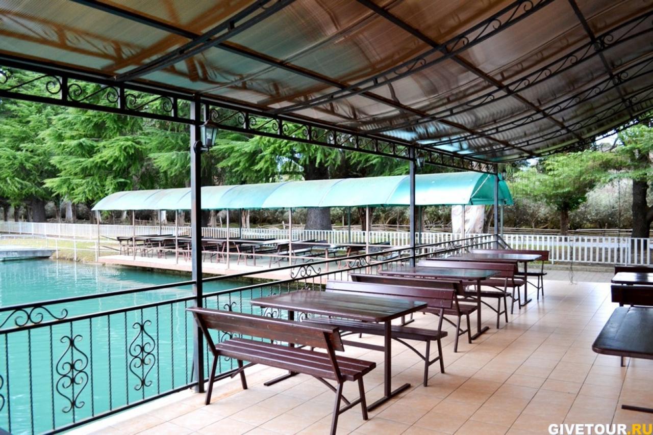 Ostrov Park-Hotel 皮聪达 外观 照片