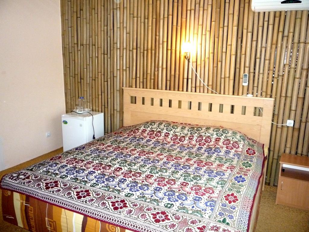 Ostrov Park-Hotel 皮聪达 外观 照片