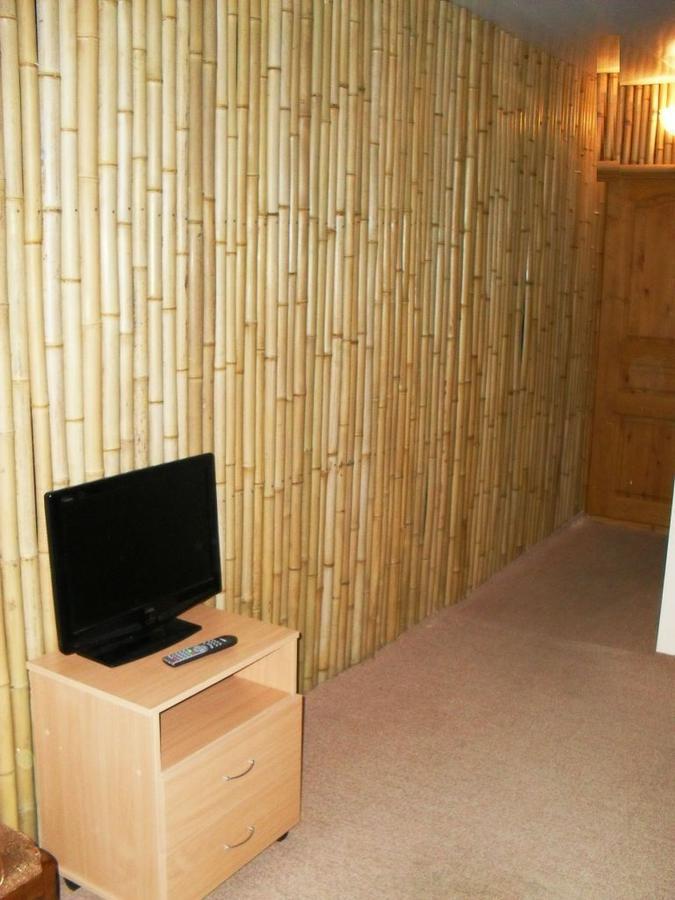 Ostrov Park-Hotel 皮聪达 外观 照片