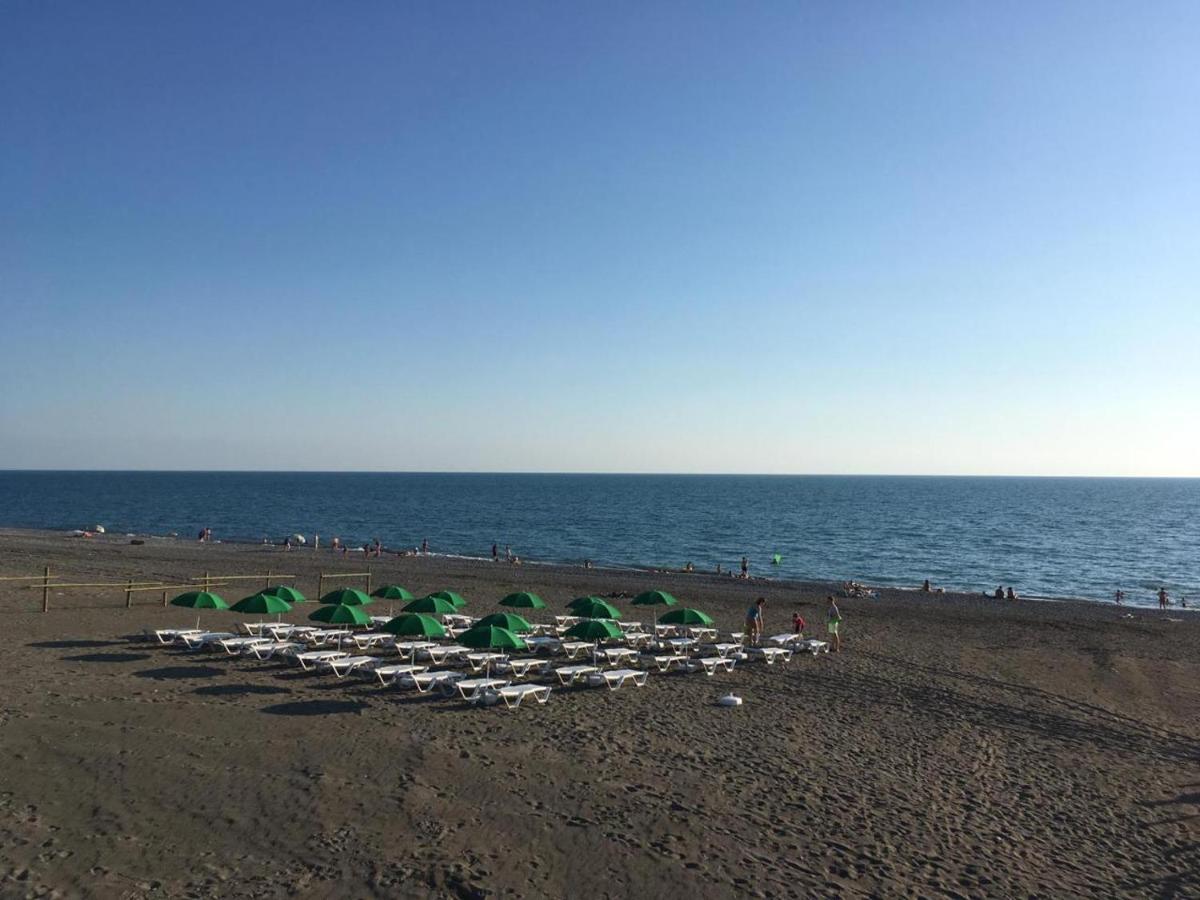 Ostrov Park-Hotel 皮聪达 外观 照片